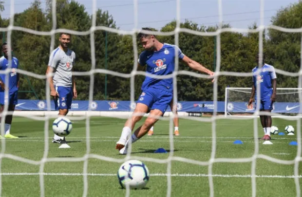Sarri ép dàn sao Chelsea chạy và sút sau thất bại trước Man City - Bóng Đá