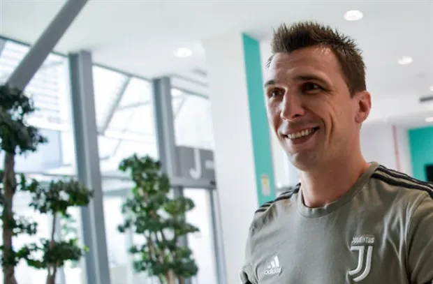 Hừng hực trở lại Juventus, Mandzukic nóng lòng gặp mặt Ronaldo - Bóng Đá