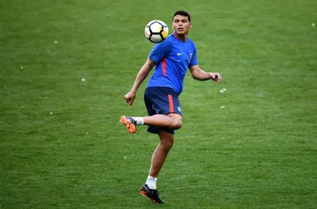 Không Neymar và Verratti, Emery đau đầu trước thềm chung kết  - Bóng Đá