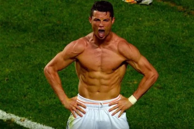 Sau 10 năm, Ronaldo đã thay đổi thế nào? - Bóng Đá