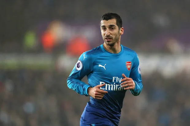 Cận cảnh màn ra mắt Arsenal thảm họa của Henrikh Mkhitaryan - Bóng Đá
