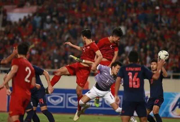 Những khoảnh khắc cuối cùng của Anh Đức trong màu áo Việt Nam - Bóng Đá