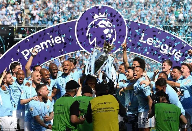 Cái kết của những đội đầu bảng ngày Giáng Sinh tại Premier League - Bóng Đá