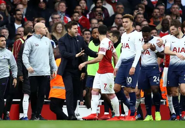 FA phạt Liverpool, Arsenal - Bóng Đá