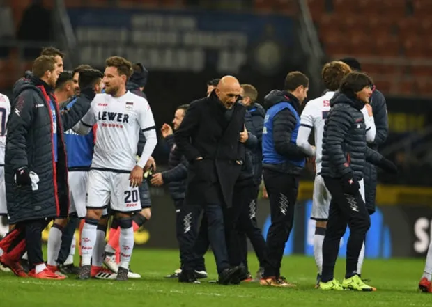 Inter lại không thắng, Spalletti chỉ còn biết cúi đầu than trách - Bóng Đá