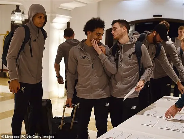 'Người lạ', thương binh nhập hội lên đường sang Đức cùng Liverpool - Bóng Đá