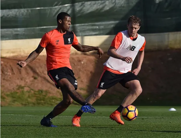 Sturridge 'mất tích' trên sân tập của Liverpool - Bóng Đá