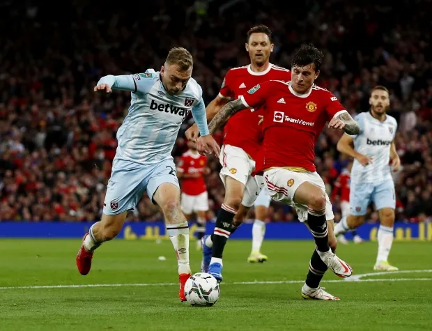 ‘Expect a response’: Michael Owen predicts Man United v West Ham - Bóng Đá