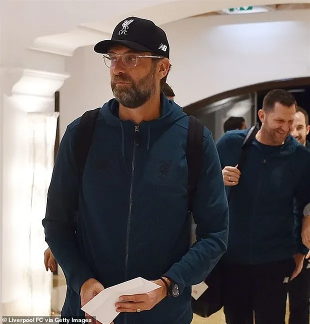 'Người lạ', thương binh nhập hội lên đường sang Đức cùng Liverpool - Bóng Đá