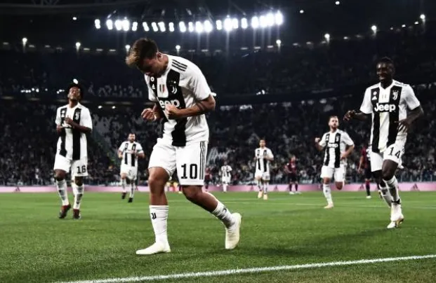 Dybala khóc sướt mướt khi ghi bàn hồi sinh - Bóng Đá