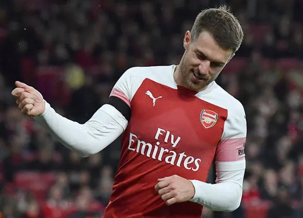 Sau tất cả, đã xuất hiện tiếng nói bảo vệ Ramsey - Bóng Đá