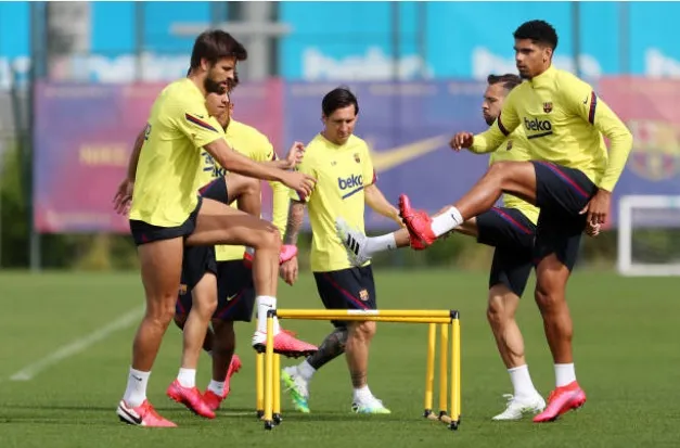 Messi is back to his best in training - Bóng Đá