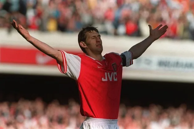 Đội hình 'bá đạo' của Arsenal thời Arsene Wenger - Bóng Đá