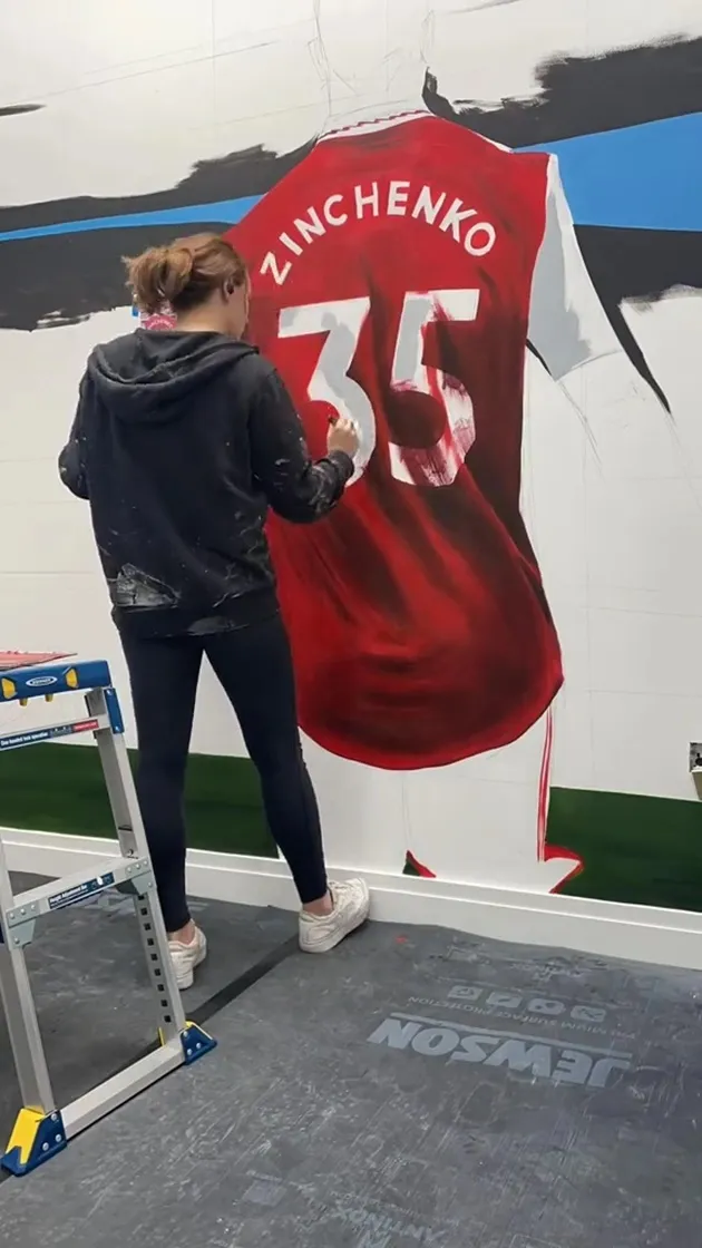 Inside Oleksandr Zinchenko’s Arsenal-themed home gym with incredible mural of defender at the Emirates - Bóng Đá