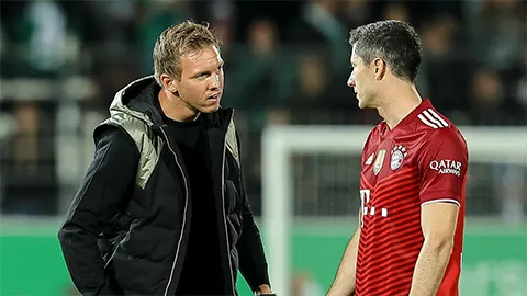  Xấc xược với Nagelsmann, Lewandowski hóa 