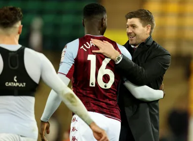 Steven Gerrard confirms Axel Tuanzebe wish as Manchester United consider loan termination - Bóng Đá