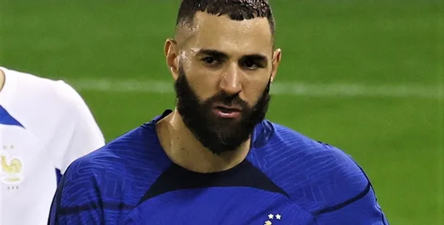 Benzema phản pháo Deschamp - Bóng Đá