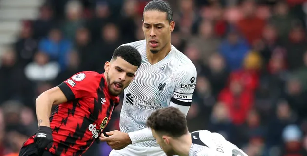 Steve McManaman among multiple pundits taking aim at Liverpool star who ‘seems to give up’ in damaging Bournemouth defeat Van Dijk - Bóng Đá