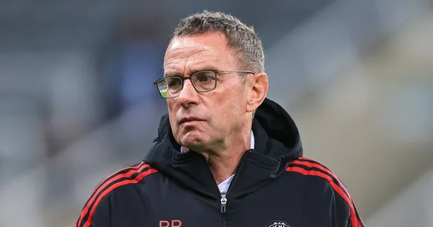 Ralf Rangnick chỉ ra sơ đồ mới Man United có thể áp dụng - Bóng Đá