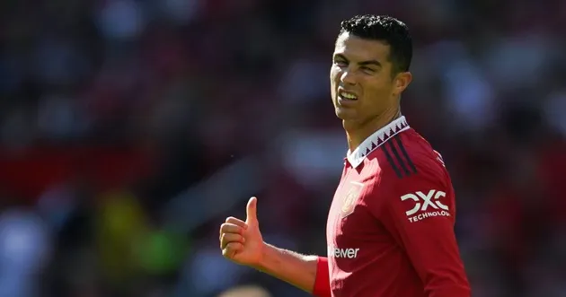 Ronaldo lại chết lặng trên ghế dự bị - Bóng Đá