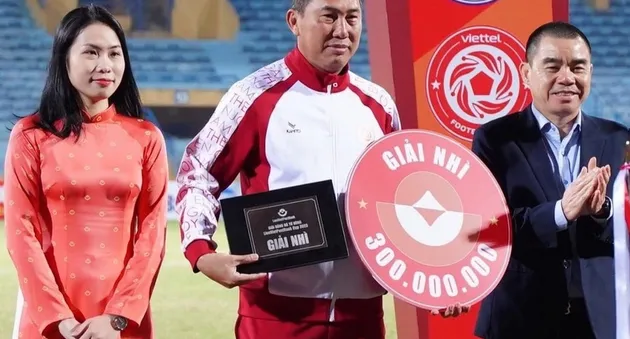 Vừa lên hạng, đội tân binh V.League có danh hiệu đầu tiên - Bóng Đá