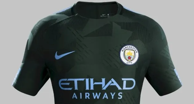 Man City tung áo đấu thứ ba - Bóng Đá