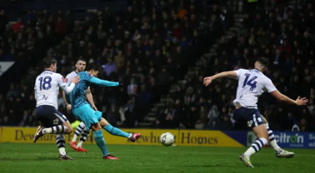 ảnh reviews trận Tottenham - Bóng Đá
