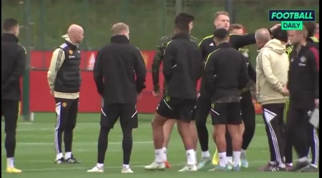 Học McTominay, Martinez thản nhiên 'dằn mặt' đồng đội - Bóng Đá