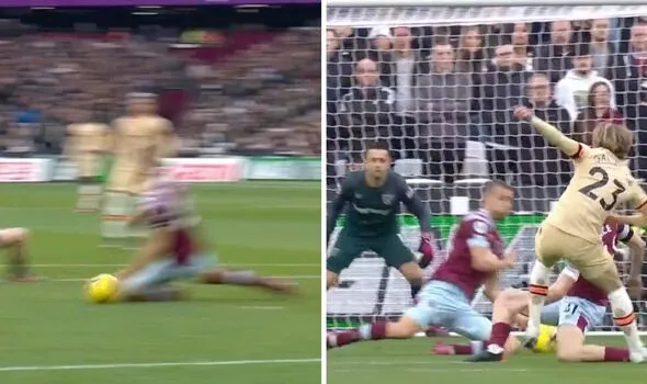 Chelsea denied clear penalty vs West Ham as Tomas Soucek gets away with handball - Bóng Đá