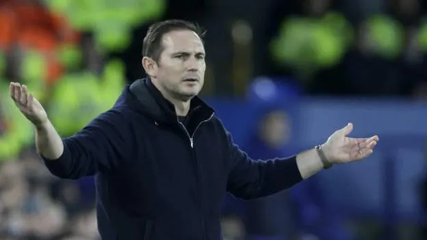 Lampard sacked - Bóng Đá