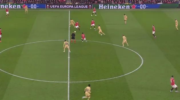 Casemiro đẳng cấp, xé toang Barca bằng một khoảnh khắc đỉnh cao - Bóng Đá