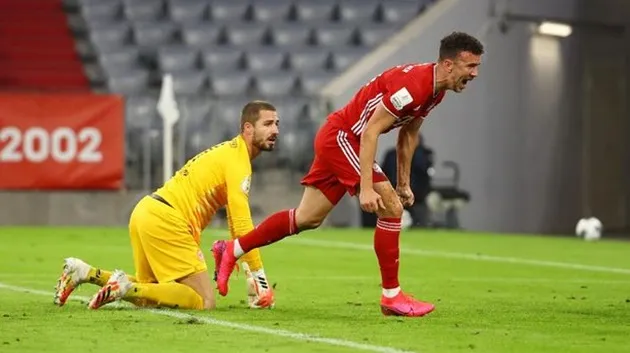 Ảnh sau trận Bayern - Frankfurt - Bóng Đá