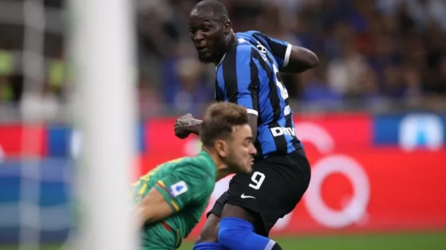 Xúc phạm Lukaku, nhà báo Italia bị đuổi việc - Bóng Đá