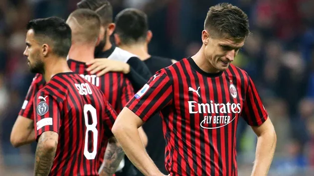 AC Milan: Và giờ anh biết chuyện tình mình chẳng còn gì  - Bóng Đá