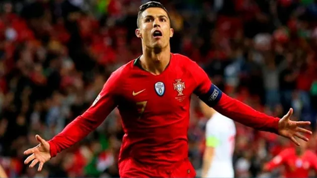 Cristiano Ronaldo hướng tới trận đấu thứ 7 liên tiếp không thua cùng Bồ Đào Nha - Bóng Đá