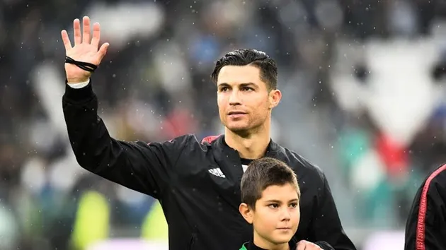 Ảnh Cristiano Ronaldo trong trận gặp Sassuolo - Bóng Đá