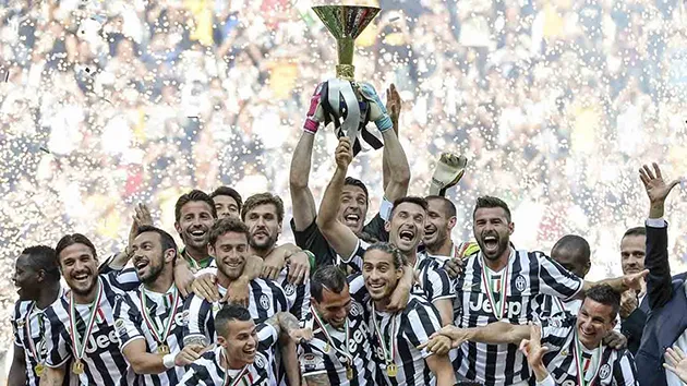 Nhìn lại đội hình Juventus 'bá đạo' lập kỷ lục 102 điểm mùa 2013/2014 - Bóng Đá