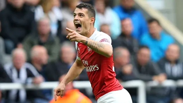 Emery đã hồi sinh Xhaka như thế nào? - Bóng Đá