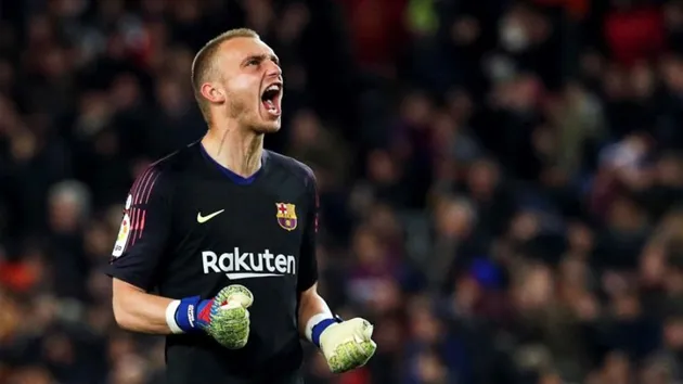 Cillessen nói về Barca - Bóng Đá