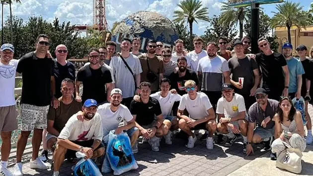 Chelsea stars take break during pre-season tour to head to Universal Studios - Bóng Đá