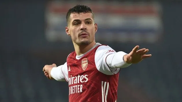 Xhaka nắm giữ chìa khóa thay đổi tuyến giữa Arsenal - Bóng Đá