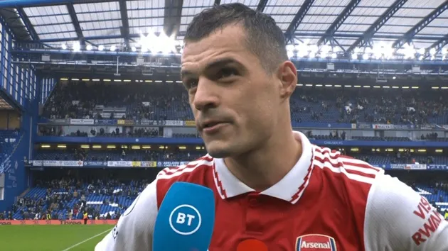 Granit Xhaka swears live on BT Sport, reporter tells him off in hilarious scenes - Bóng Đá