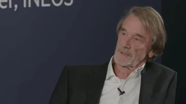 Jim Ratcliffe sets out takeover plan as Alejandro Garnacho considers U-turn - Bóng Đá