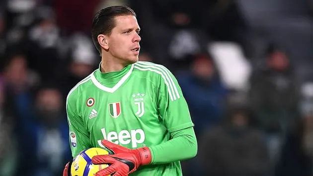 Manchester United ponder Wojciech Szczesny swoop - Bóng Đá