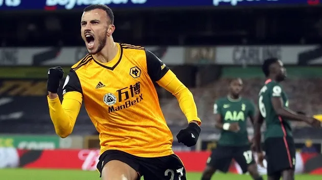 Wolves 1-1 Tottenham: Harry Kane slammed for shocking dive in the final minutes of the game - Bóng Đá