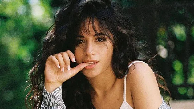 Camila Cabello  - Bóng Đá