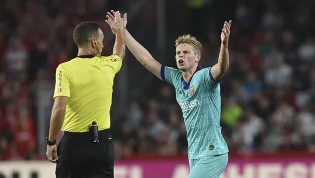 De Jong thi đấu xuất sắc nhất Barca - Bóng Đá