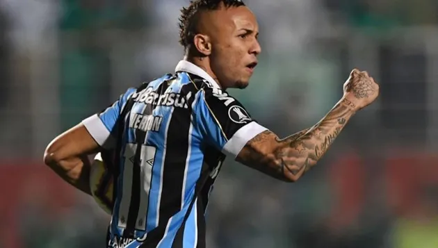 Gremio chốt giá bán Everton Soares cho AC Milan - Bóng Đá
