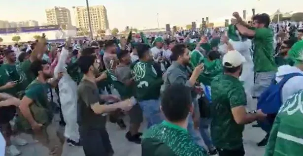 Saudi Arabia fans mock Lionel Messi with Cristiano Ronaldo reference after Argentina win - Bóng Đá