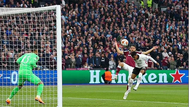 Thần may mắn ngoảnh mặt, West Ham thúc thủ trước đại diện của Đức - Bóng Đá